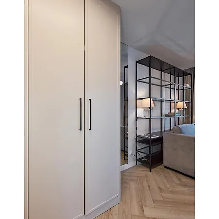 Fiqus Luxury Studio Apartment